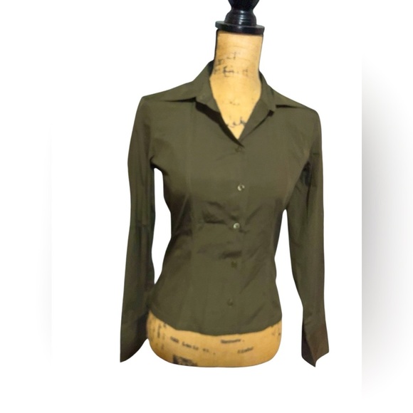 Gucci Tops - GUCCI Olive Green Long Sleeve Silk Blend button up blouse size 38 US size 8